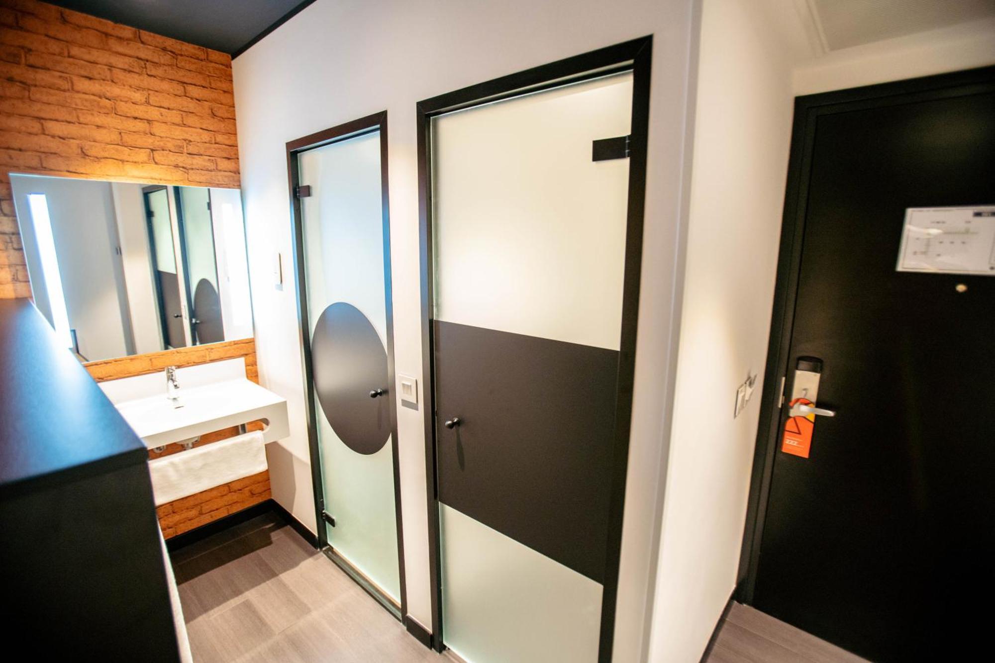 Onomo Hotel Kampala Zewnętrze zdjęcie